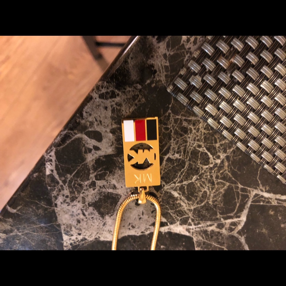 Neckless and earrings